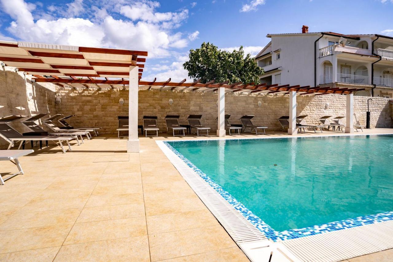 Apartments Stare Brajde Lopar Exterior foto